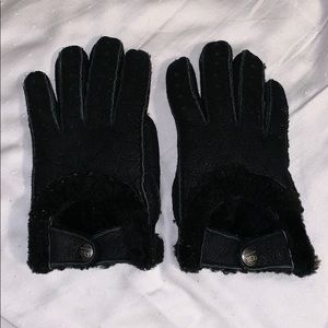 Ugg gloves